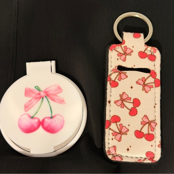 Source Unknown Accessories - Cherry Design Round Compact Makeup Mirror with  Chapstick Keychain Case